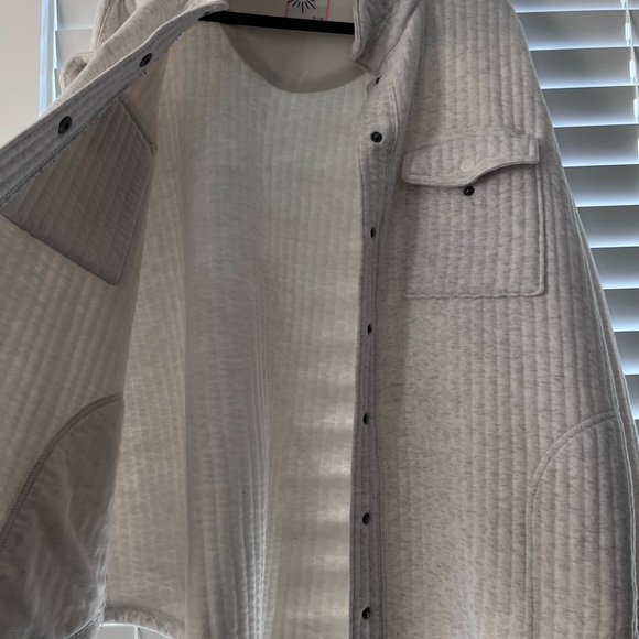 Offline Sweater - Picture 6 of 6